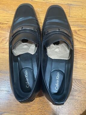 Calvin Klein | Shoes | Mens Size 3m Calvin Klein Slipoms  display picture 3